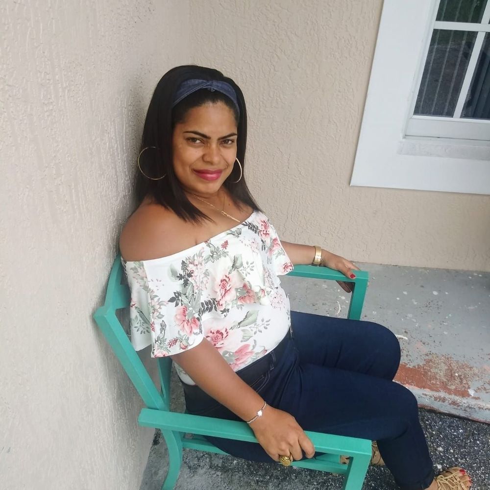 Meet your Posher, Ivon